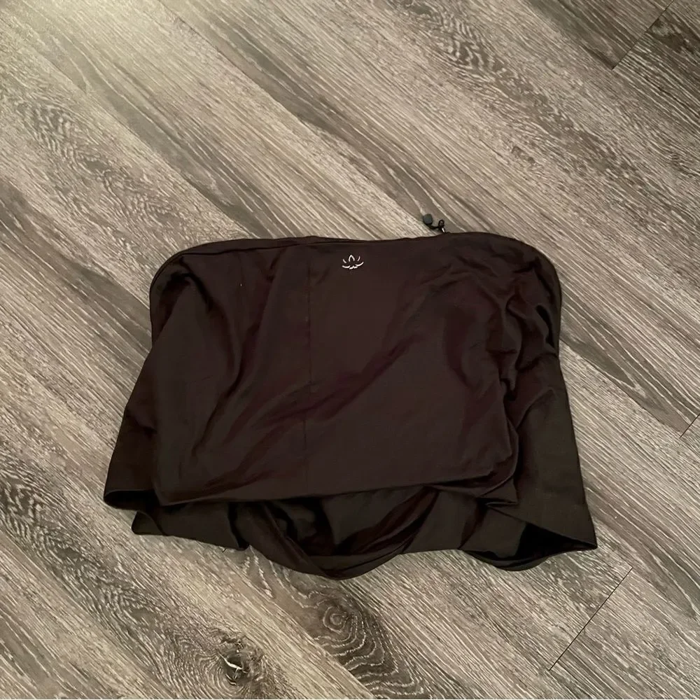 Beyond yoga infinity scarf with hidden zipper pocket